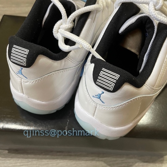 Air Jordan 11 Retro Low 🧊 - Picture 6 of 8